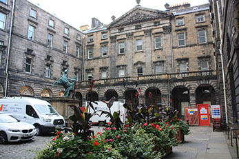 Scotland, Edinburgh, exchange, Royal mile, john law, tobacco store, decon brodie